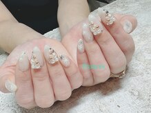 フランセス(Frances)/結晶ネイル