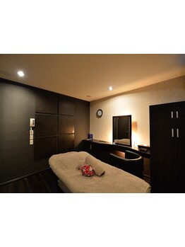 ホウレイ線・たるみ改善！予防ケア