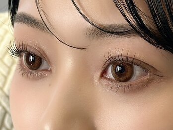 クラティス マヴィ(Clatisse Mavie)の写真/ぱっちりチャーミングな目元で好印象☆高い技術力を持つスタッフがかわいらしい目元をご提案します◎