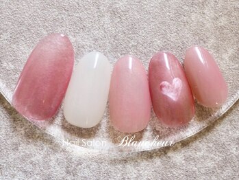 ネイルサロン ブランシュール(Nail Salon Blancheur)/とろけるミルキーハートネイル