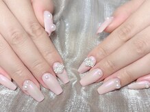 クイーンズネイルサロン(Queen's nail salon)/ワンカラー/ストーンつけ放題
