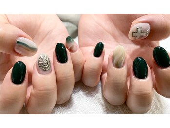 ネイル シスター(nail sister)/メタリックパーツ風ネイル