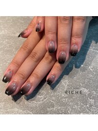 シンプル黒グラデーションネイル