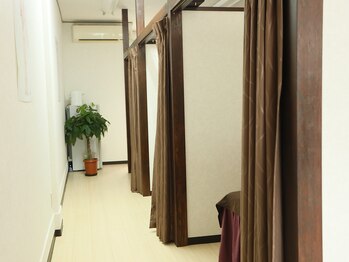 かおんリラクゼーション/廊下