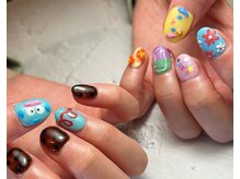 アトリエループ(atelier Loop by shiho)/カラフルキャラネイル　shiho