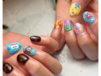 カラフルキャラネイル　shiho