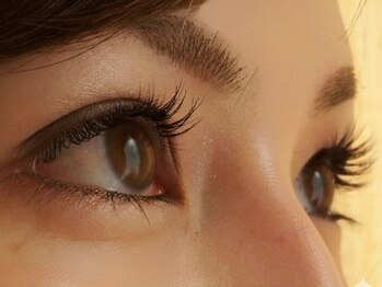 アトリア(Atria)の写真/【最新LED導入★】圧倒的な持続力！忙しい大人女性に選ばれる高持続サロン