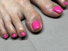 ルナ(LuNa)/ショッキングピンクネイル
