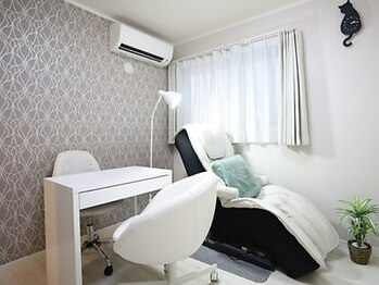 ワイズ(Y's)の写真/《スピード×仕上がりの美しさ》持ち込みOKの高リピートサロン◎あなたの“なりたい”指先がここで叶う♪