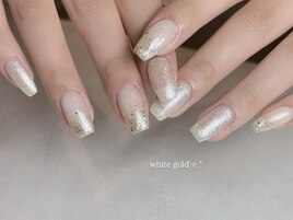 冬こそ♪ホワイト×ゴールド