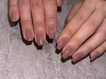 ブリリアント(brilliant)の雰囲気（オフィスネイルに映えるちゅるん大人カラー多数あります♪）