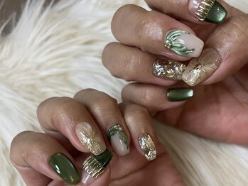 フウ(huu)/green×gold nuance