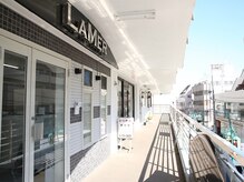 ネイルサロン ラメール(LaMer)の雰囲気（好アクセスで、日差しの入る明るいエントランス）