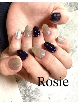ロージィ(Rosie)/スタッズネイル