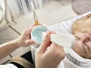 クリア 栄生(CLEAR)/名古屋/毛穴/小顔/ニキビケア