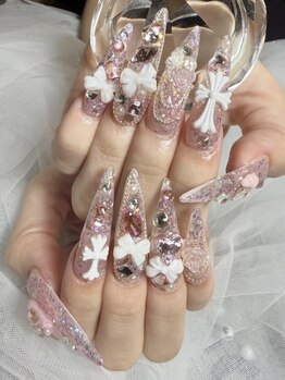 シャンネイル(SHAN Nail)の写真/【200種類以上の人気パーツ×カラー調合】お気に入りのネイルに♪キラキラ派手ネイルがしたい方大歓迎◎