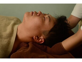マーキュリー(Mercury)の写真/男性のオイルリンパマッサージが人気！オイルマッサージで肩こりや腰痛をケアしリフレッシュ◎MENS OK