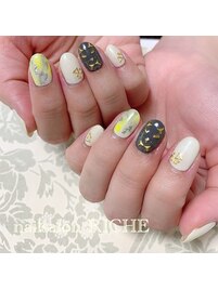 メタルパーツの猫ちゃんネイル