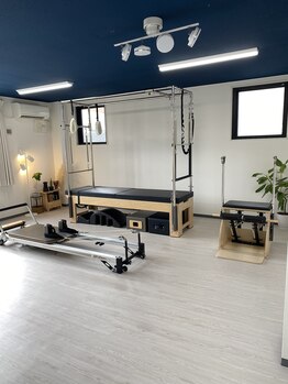 ウル(ulu)/ピラティスマシン