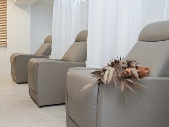 アニュー 目黒(ANEW)/全席半個室×リクライニング♪