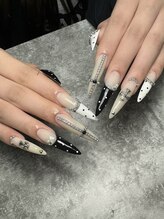 ブイアンド(V&)/