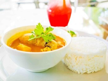 アジアンリラクゼーション ヴィラ 福岡東店(asian relaxation villa)/タイ料理：ゲーンカリー