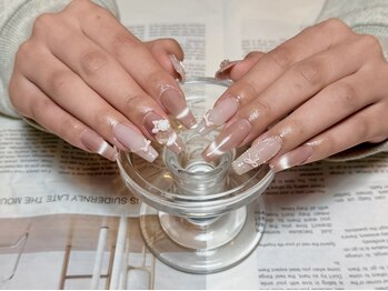 ブルーム(BLOOM)の写真/デザインに迷っても経験豊富なスタッフがご提案！シンプル～大人ニュアンスネイルまで対応◎ご相談ください