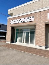 ラソ 西条店(lazo)/【外観】こちらの看板が目印！