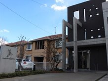 こちらの建物が目印です。