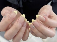 ネオリーブ ウリ(Neolive uri)/イエローネイル