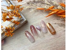 ネイルサロン&スクール ジーナ(GINA)/ピンク×ゴールドネイル