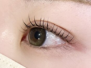 ヴァンカウンシル 一宮店(VAN COUNCIL)の写真/長さを活かす真っ直ぐデザインから、上がり過ぎないカールまで要望を形に。理想のモテ可愛な目元へ♪