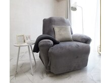 リレア(RELAIR)の雰囲気（ふかふかのリクライニングチェアで周りを気にせず贅沢な時間を）