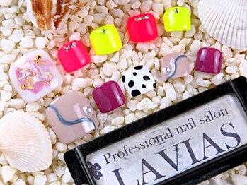 プロフェッショナル ネイルサロン ラヴィアス(LAVIAS)/【フット】ワンカラ＋アート２本