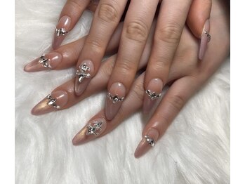 ジェイノヴァール(Jnovart)/