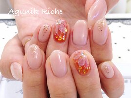 【フラワーネイル】