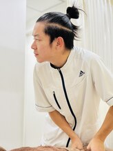 緑地公園鍼灸整骨院 愛甲 翼