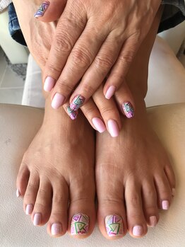 ロータス Lotus/手足お揃いネイル