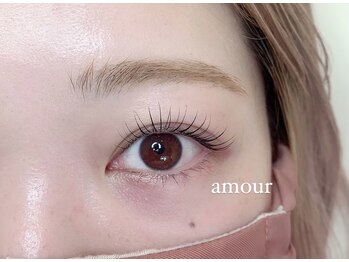 アムール(amour)/ラッシュリフト