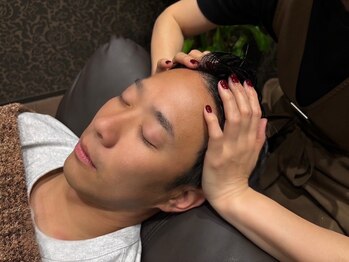 ネイルアンドアイラッシュ ルクソー シーホーク店(Nail&Eyelash LUXUEUX.)/【ドライヘッドスパ メンズ】