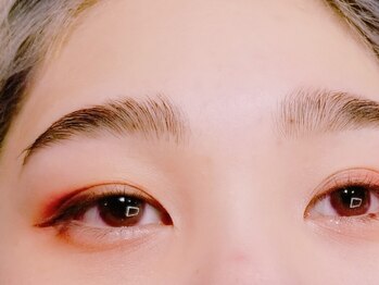 メロウ(Mellow)の写真/《HBLディプロマ保有店》左右差・太眉・薄眉など眉のお悩み解消♪毎日のメイク時短&垢抜け眉を叶えます◎