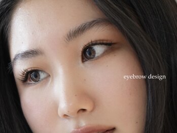 プルーフ(proof)の写真/「骨格分析×雰囲気」であなただけの理想へ。自眉を活かした、素顔から美しい垢抜け眉はproof。