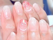 シンプルアートのseasonネイル