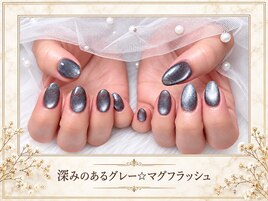 深みのあるグレーマグネット
