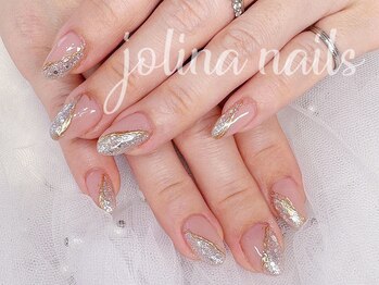 ジョリーナ ネイルズ 鶴見(Jolina Nails)の写真/短い爪でも指先を美しく見せるフォルムとツヤを◎控えめでも洗練されたお手元に♪