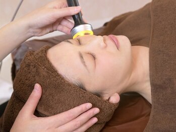 ミニョン(Mignon)の写真/年齢とともに気になるシミ・しわなどの肌悩みに本気のケア！肌診断をもとにしたぴったりのケアでツヤ美肌♪