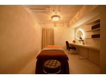 完全個室の非日常空間×大人ラグジュアリーエステサロン