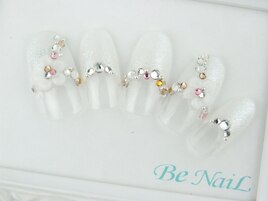 ホワイトストーンネイル