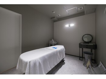 アンジェラックス スキンケアセンター心斎橋/トリートメントスペース