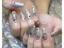ヌアネイル(NUR NAIL)/